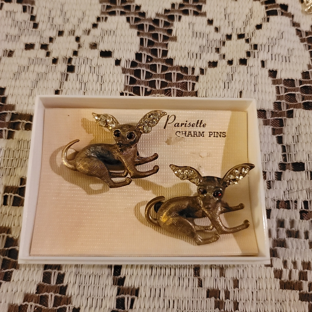 Vintage Brooches!